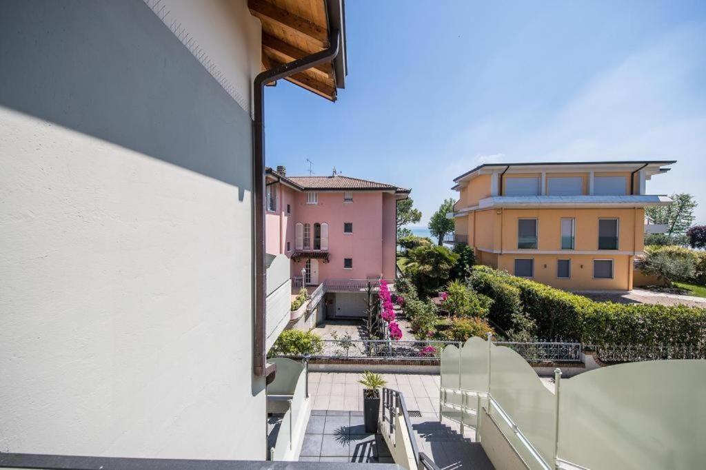Perla Top Floor Apartment Sirmione Ngoại thất bức ảnh